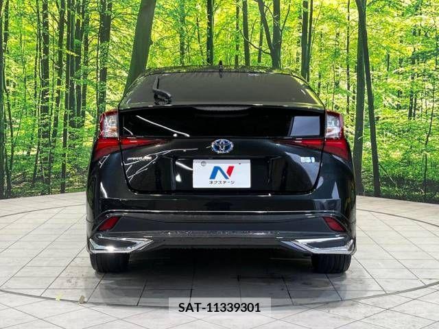 Toyota PRIUS 2021-08 220995-15