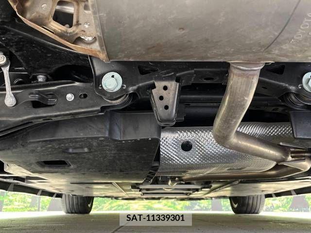 Toyota PRIUS 2021-08 220995-19