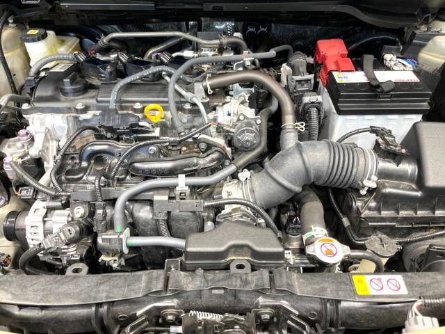 Toyota YARIS CROSS 2023-03 196407-18