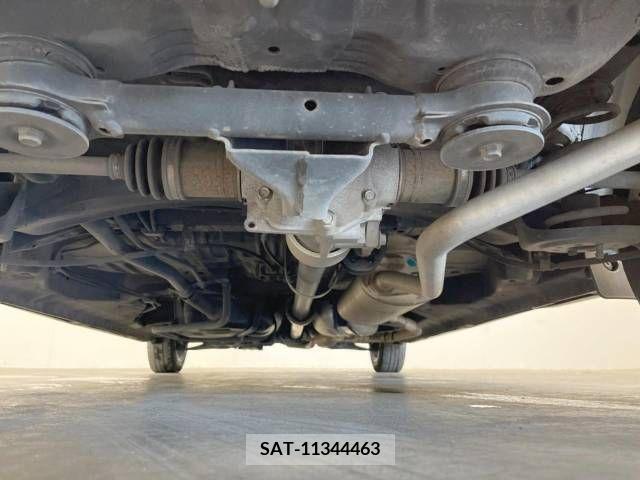Honda N BOX CUSTOM 2019-02 255455-19