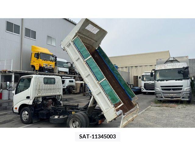 Hino DUTRO 2010-03 296687-8