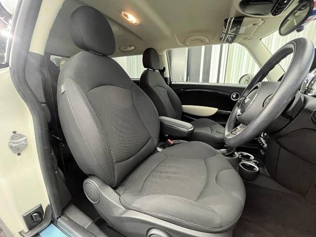 Bmw MINI 2012-02 29297-9