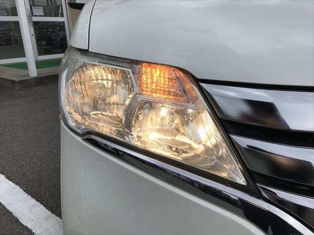 Nissan SERENA 2012-08 193005-3