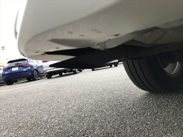 Nissan SERENA 2012-08 193005-7