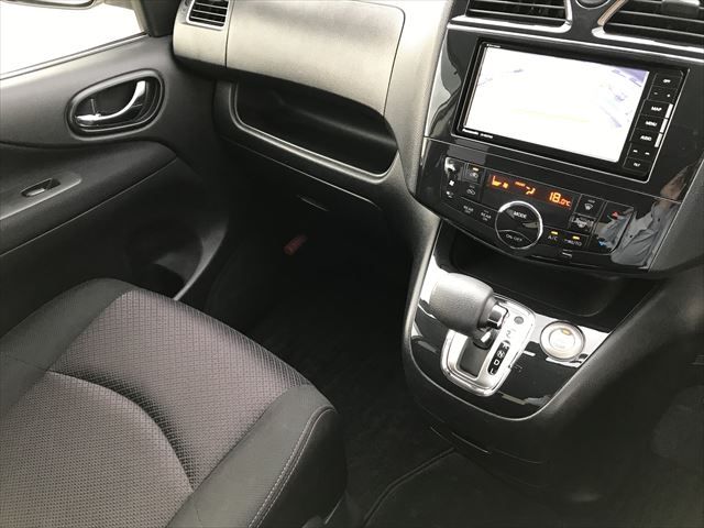 Nissan SERENA 2012-08 193005-18