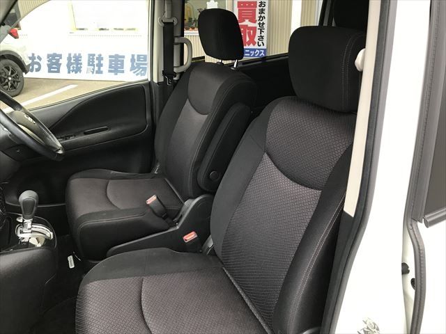 Nissan SERENA 2012-08 193005-11