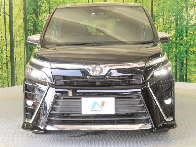Toyota VOXY 2018-09 9772-15