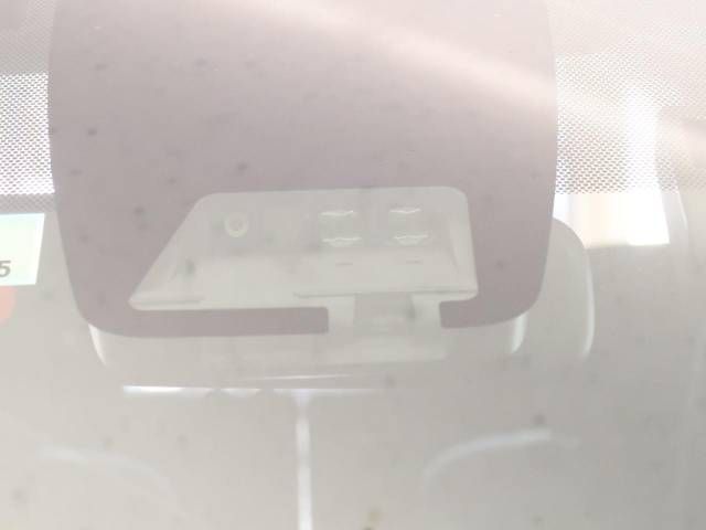 Toyota VOXY 2018-09 9772-5