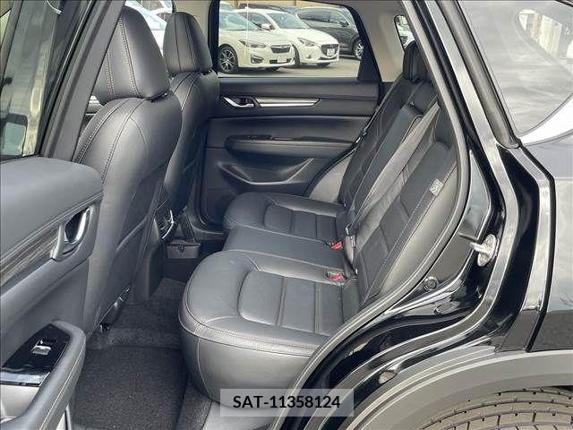 Mazda CX-5 2023-08 203270-12