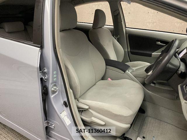 Toyota PRIUS 2011-10 327291-9