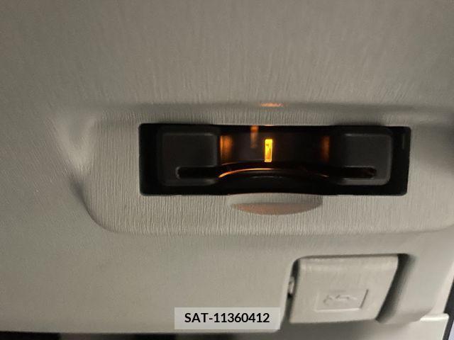 Toyota PRIUS 2011-10 327291-18