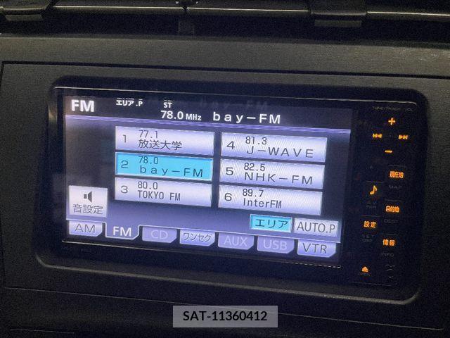 Toyota PRIUS 2011-10 327291-16