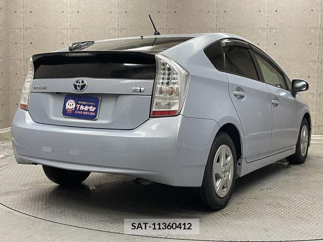 Toyota PRIUS 2011-10 327291-3