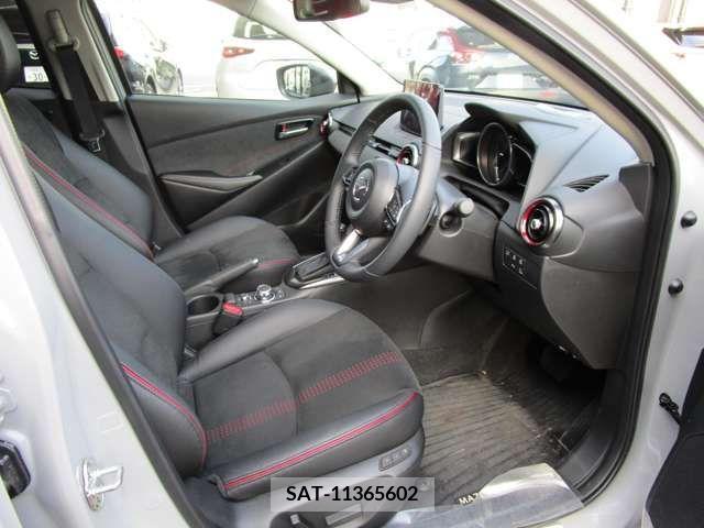 Mazda MAZDA2 2023-03 217407-8