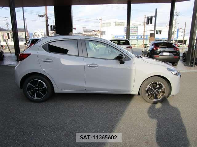 Mazda MAZDA2 2023-03 217407-3