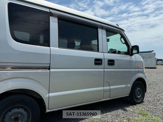 Suzuki EVERY 2010-05 376177-8