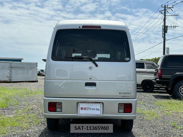 Suzuki EVERY 2010-05 376177-6