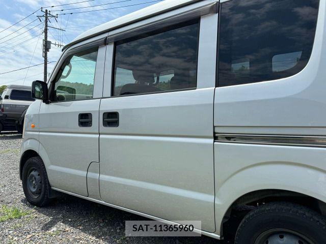 Suzuki EVERY 2010-05 376177-4