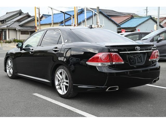 Toyota CROWN SEDAN 2010-06 15355-2