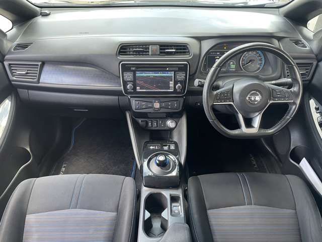 Nissan LEAF 2018-08 24936-6