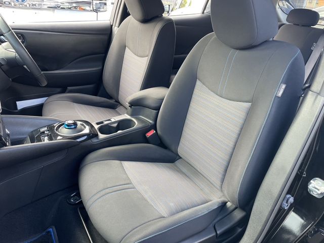 Nissan LEAF 2018-08 24936-17
