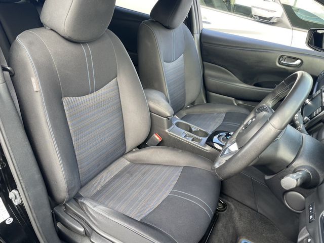 Nissan LEAF 2018-08 24936-16