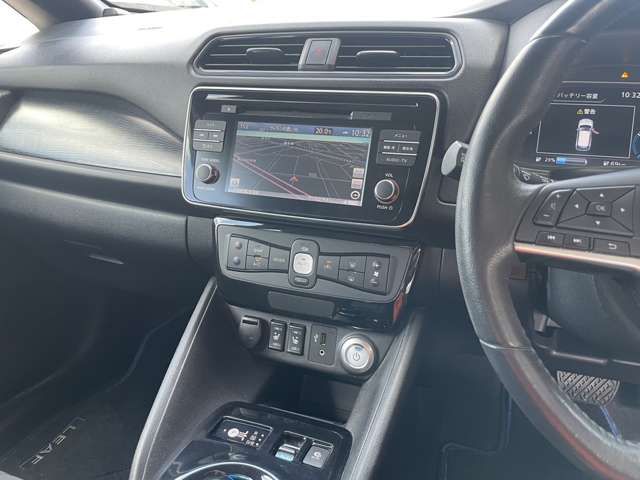 Nissan LEAF 2018-08 24936-10
