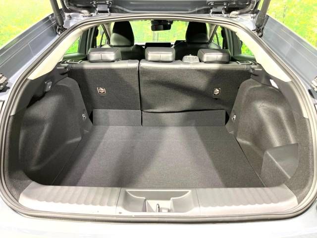 Toyota PRIUS 2023-01 192727-8