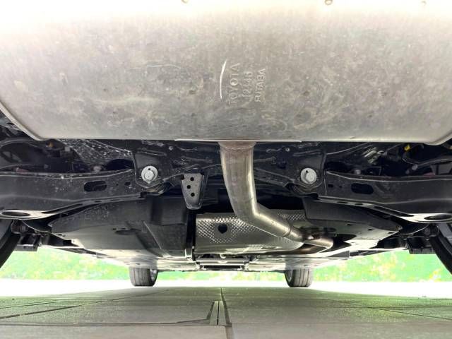 Toyota PRIUS 2023-01 192727-19