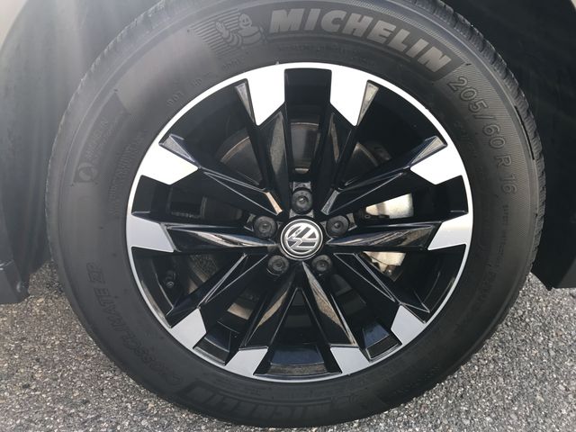 VolksWagen T-CROSS 2020-03 14527-26