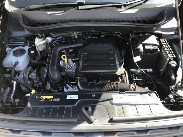 VolksWagen T-CROSS 2020-03 14527-29