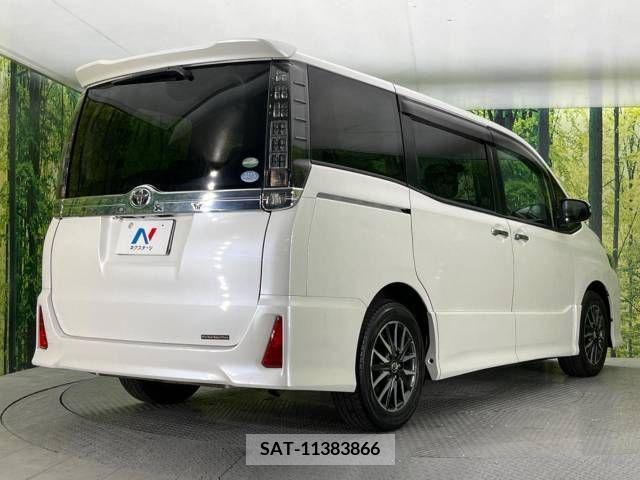 Toyota VOXY 2015-06 215380-18
