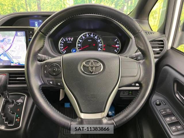 Toyota VOXY 2015-06 215380-12