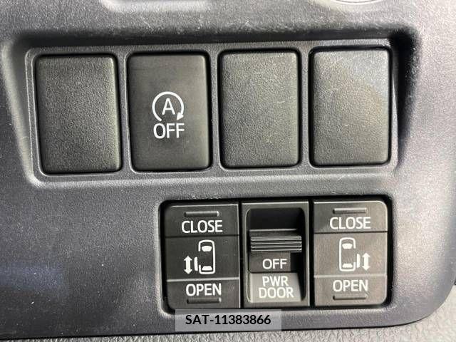 Toyota VOXY 2015-06 215380-3