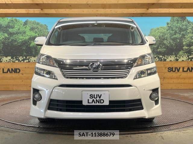 Toyota VELLFIRE 2013-05 381349-15
