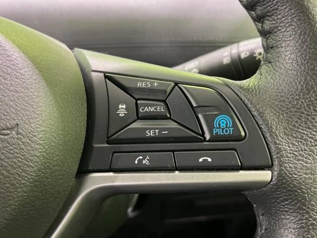 Nissan SERENA 2022-07 27318-4