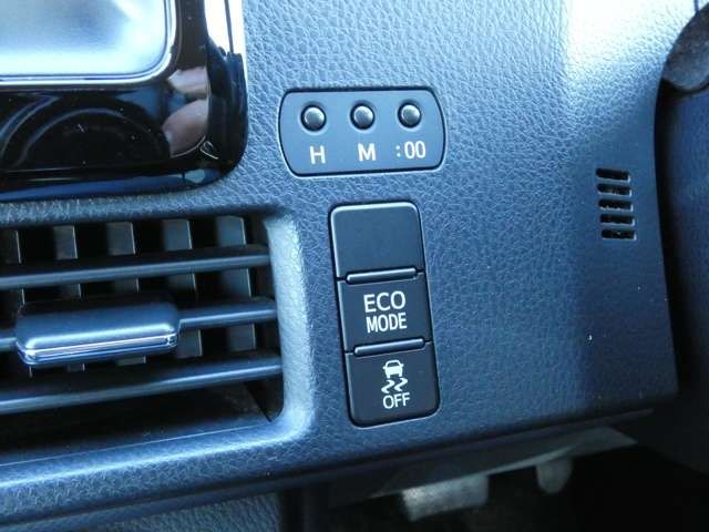 Toyota VOXY 2014-01 181503-18