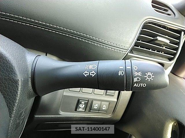Nissan SERENA 2018-09 252672-3