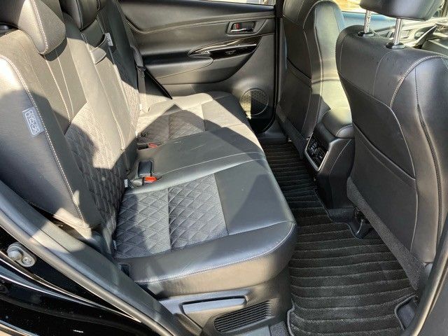 Toyota HARRIER 2018-07 29304-13
