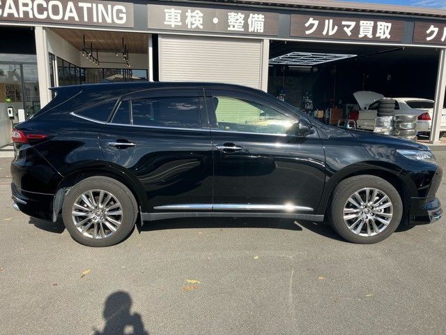 Toyota HARRIER 2018-07 29304-4