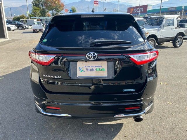 Toyota HARRIER 2018-07 29304-6