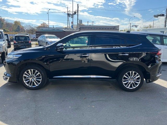 Toyota HARRIER 2018-07 29304-8