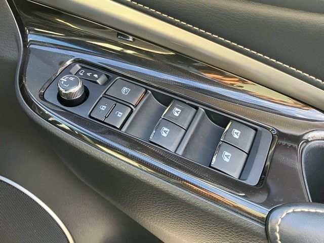 Toyota HARRIER 2018-07 29304-25