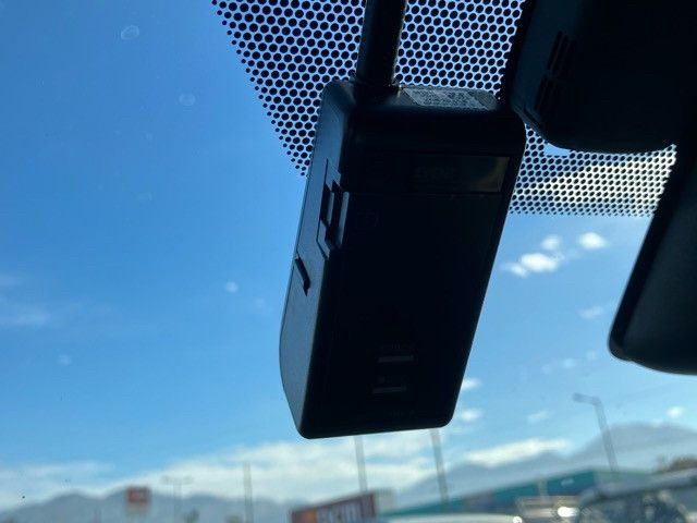 Toyota HARRIER 2018-07 29304-23