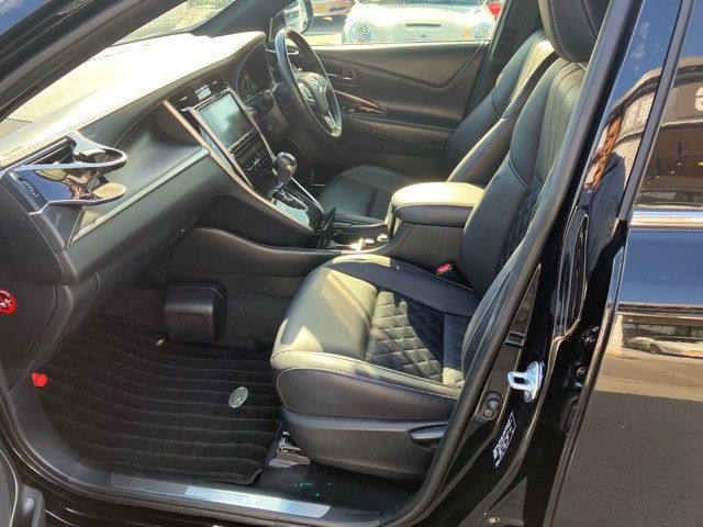 Toyota HARRIER 2018-07 29304-12