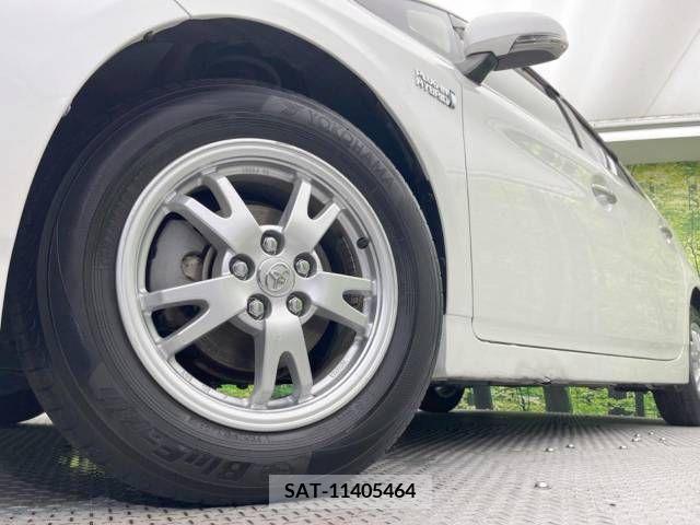Toyota PRIUS PHV 2013-02 377813-15