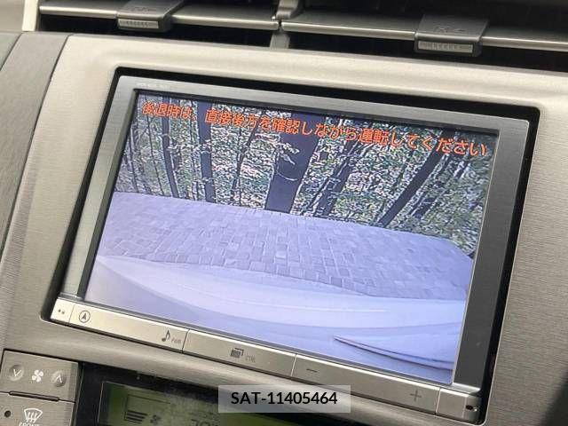 Toyota PRIUS PHV 2013-02 377813-3