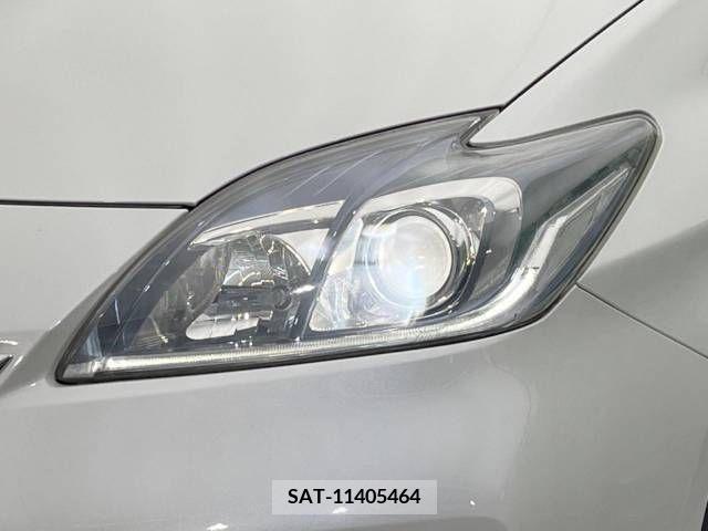 Toyota PRIUS PHV 2013-02 377813-14