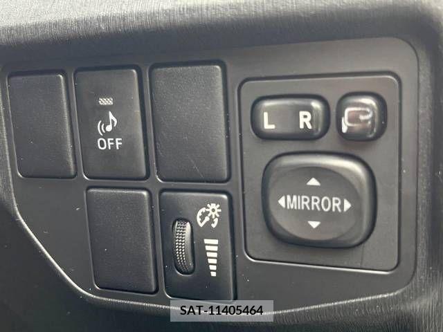 Toyota PRIUS PHV 2013-02 377813-10