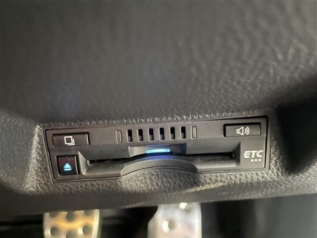 Toyota YARIS 2021-03 186729-5